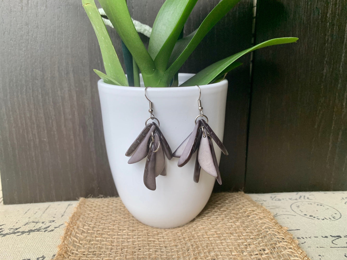 Gray bold dangle earrings Extra chunky tagua earrings Casual trendy drops Mother’s Day gifts Hupoallergenic lightweight earrings Beach trend