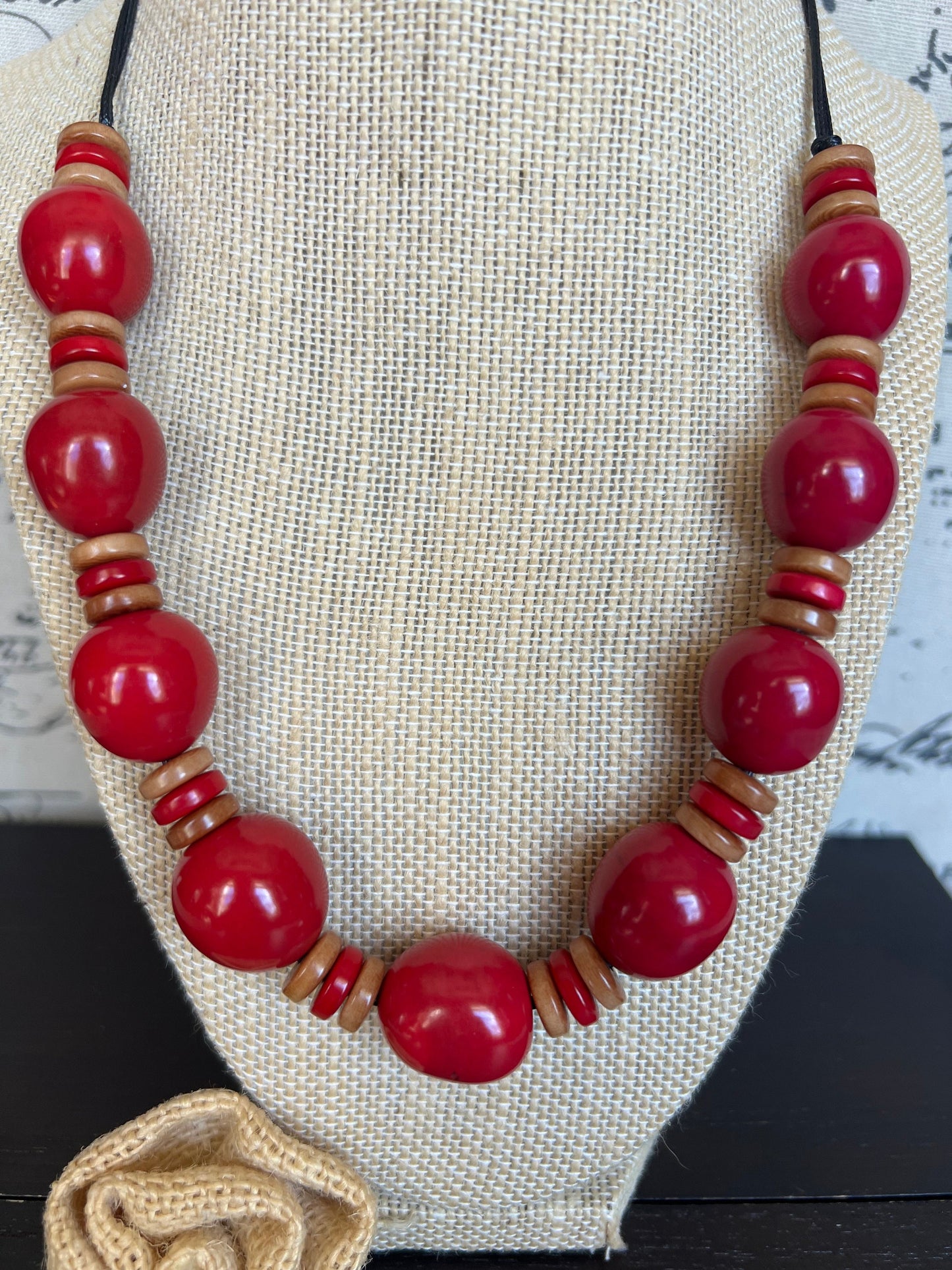 Red and brown statement necklace with bubblegum beads Tagua and bombona necklace Spring fashion Big bold chunky necklace Mothers day gift