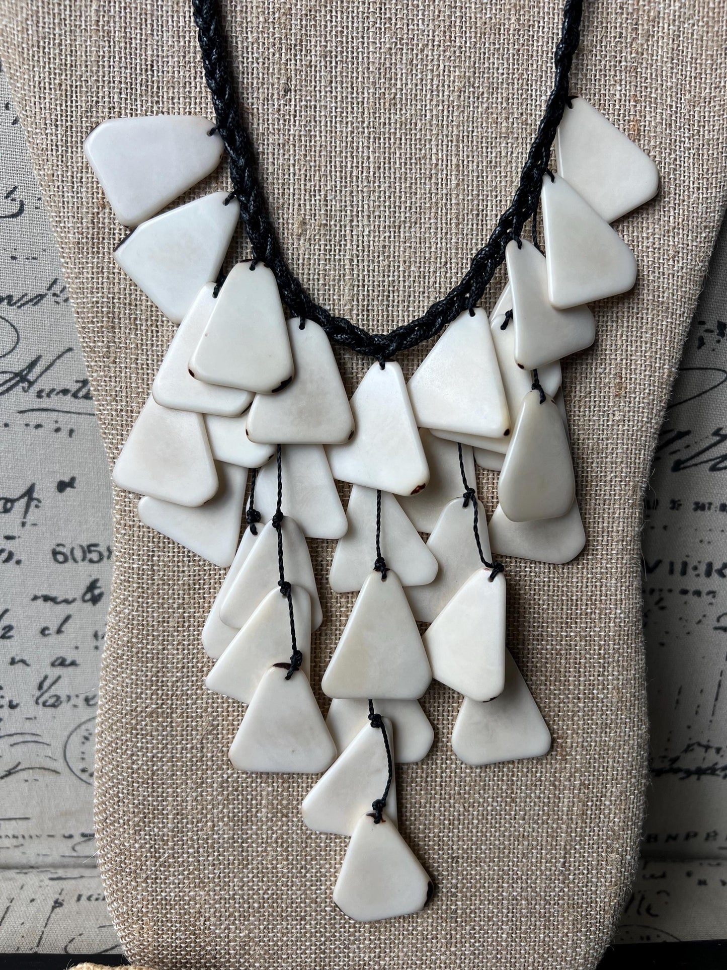 White statement necklace 14 year wedding anniversary gift for wife Tagua jewelry Big bold chunky necklace Summer fashion Trendy jewelry