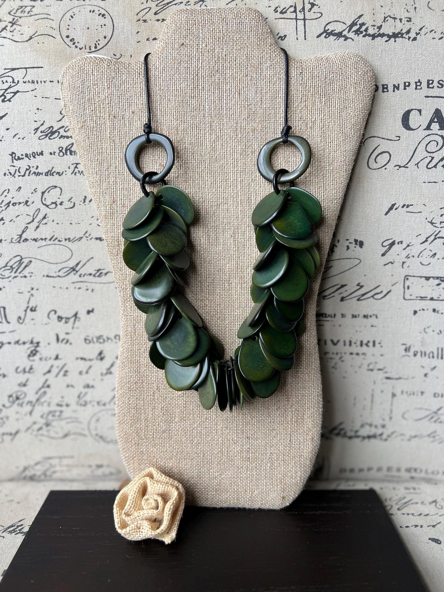 Forrest green necklace.
Tagua jewelry.
Statement beaded necklace. Gifts for mom. Christmas fashion