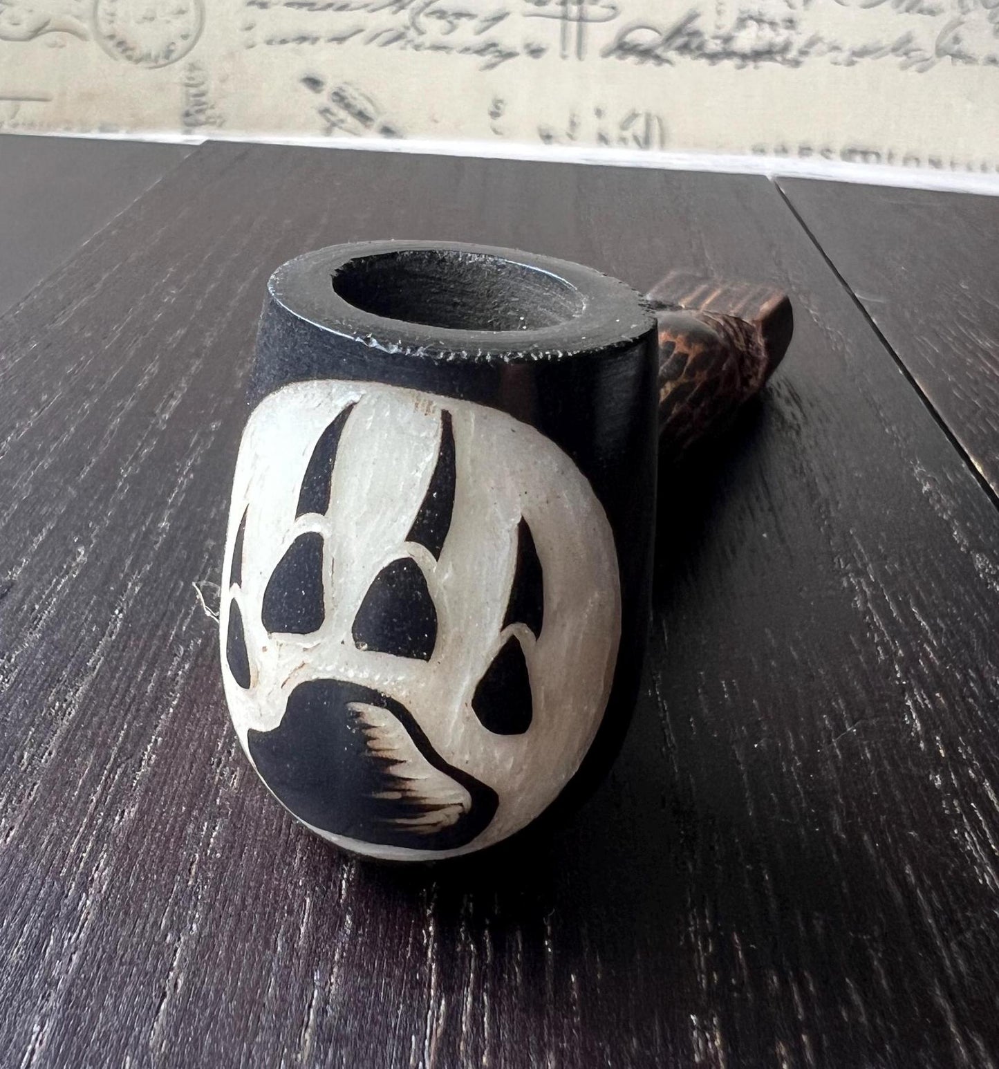 Tagua smoking pipe.
Hand carved pipe.