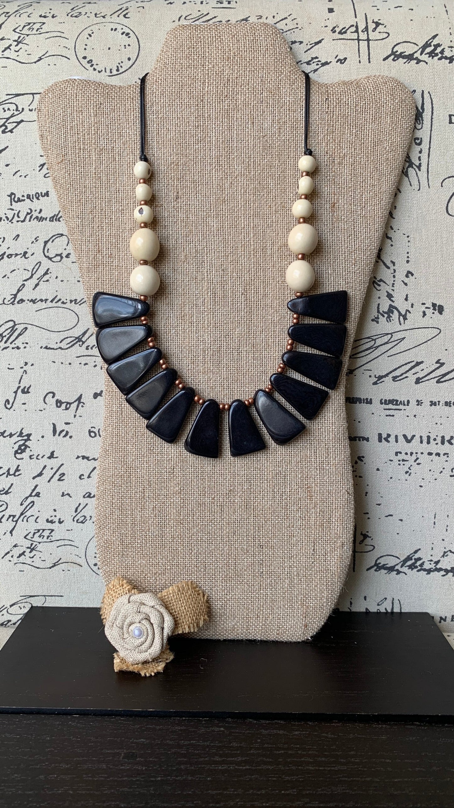 Black and white statement Fall fashion 2023 Tagua necklace Beach fashion Adjustable lightweight beaded necklace Anniversary present