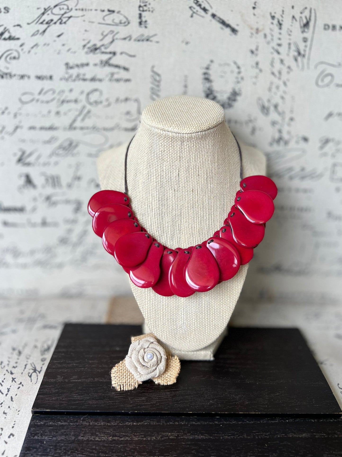 Red bib Tagua necklace Anniversary gifts for wife Christmas fashion trends Birthday gift ideas Lightweight and adjustable Big beads necklace