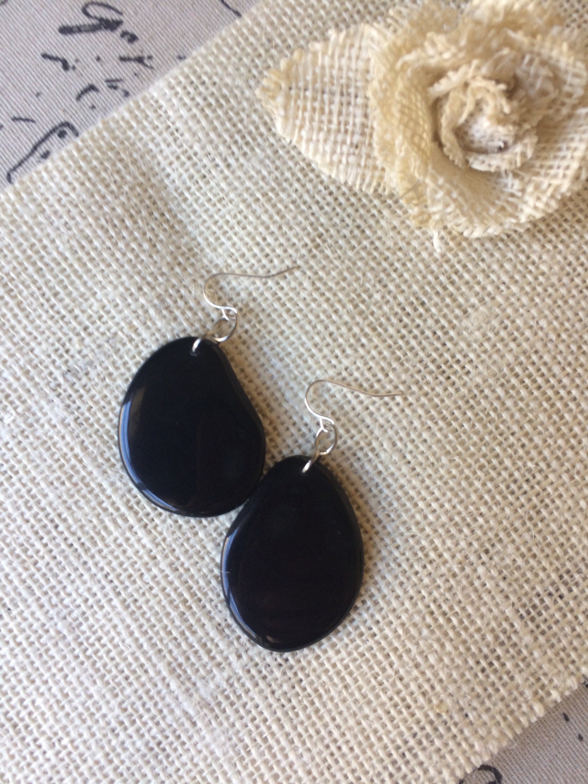 Black statement earrings Tagua jewelry Fall fashion 2025 Hypoallergenic earrings Dangle and drop earrings Art to wear Handmade beaded