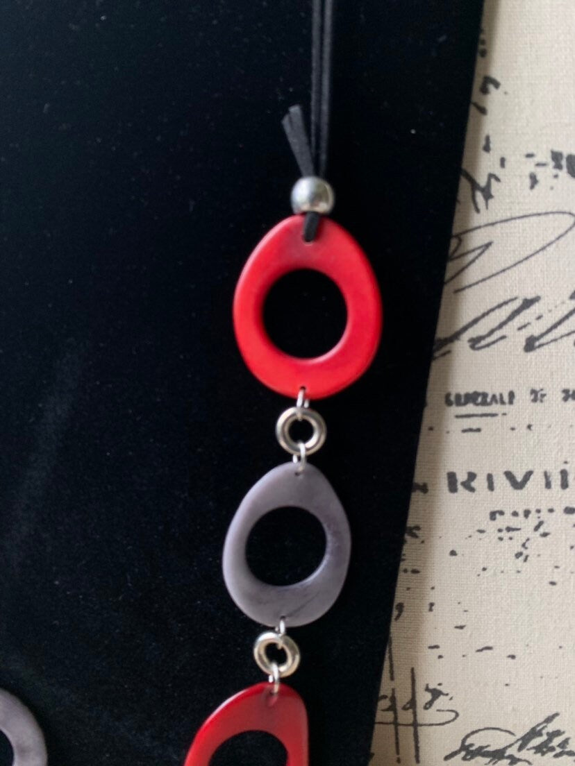 Tagua necklace Red white and gray statement necklace Wearable art Fall fashion 2025s Art to wear Fall trend 2025 Artisan handmade