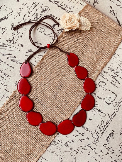 Red beaded necklace Tagua jewelry Simple statement necklace Fall fashion 2025 Wearable art Artistic necklace Big bold necklaces