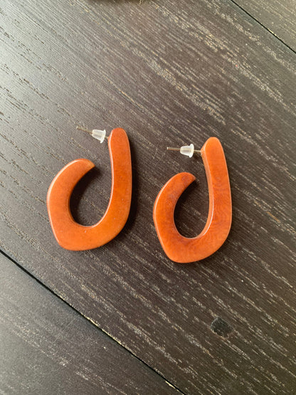 Brown statement earrings Tagua laser cut earrings Lightweight hoop earrings Fall fashion 2025s Handmade beaded earrings Wearable art