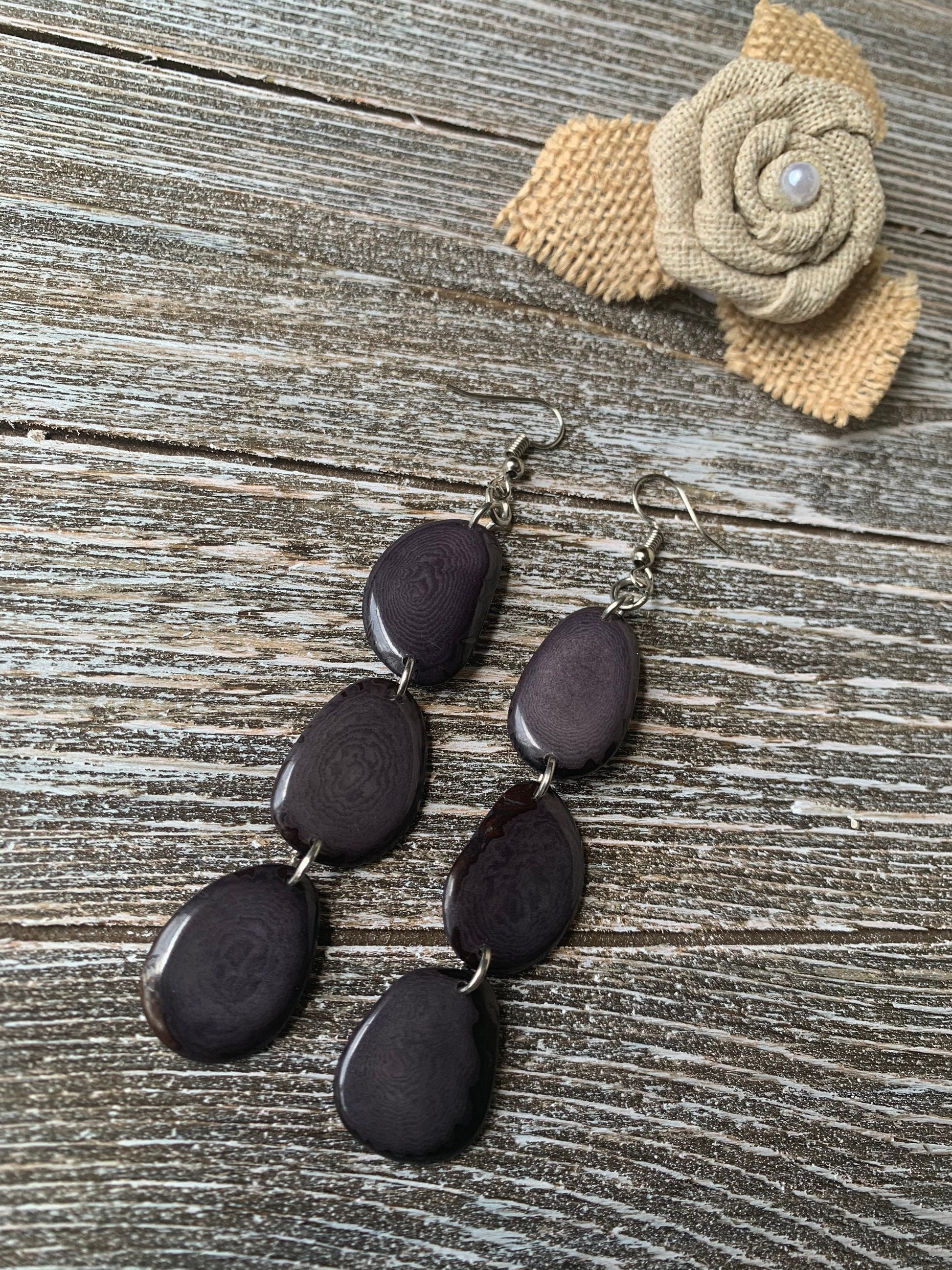 Dark gray statement earrings Extra long tagua earrings Fall fashion jewelry Casual trendy drops Waterfall earrings Fall fashion 2025s