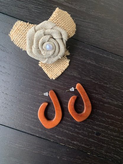 Brown statement earrings Tagua laser cut earrings Lightweight hoop earrings Fall fashion 2025s Handmade beaded earrings Wearable art