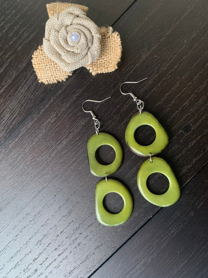Green fashion earrings Tagua jewelry Spring fashion 2025 Wearable art Artsy gifts Mothers day gifts Hypoallergenic dangle and drop earrings