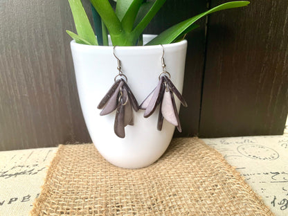 Gray bold dangle earrings Extra chunky tagua earrings Casual trendy drops Mother’s Day gifts Hupoallergenic lightweight earrings Beach trend