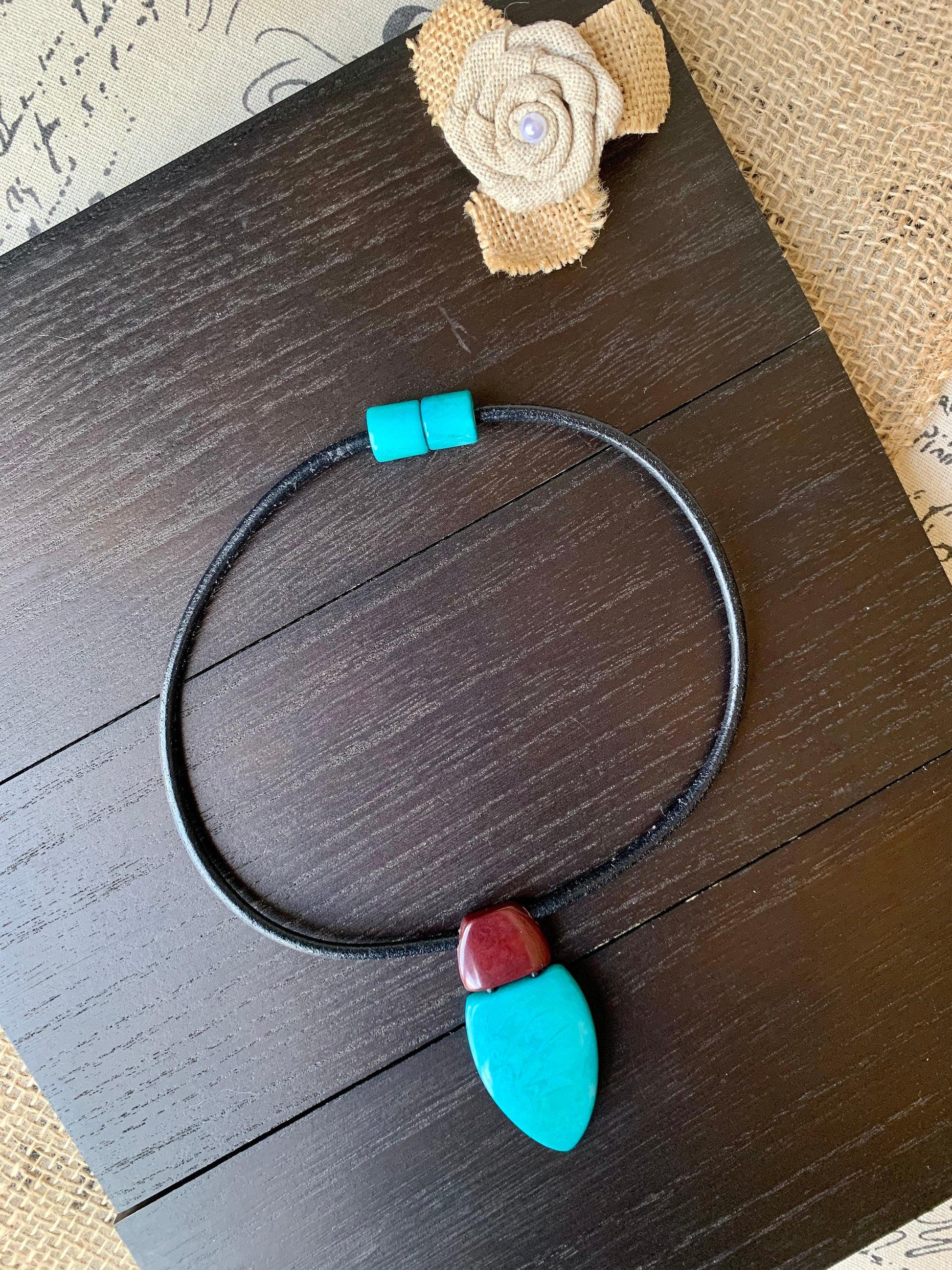 Turquoise pendant necklace Tagua jewelry Fall fashion trends Fall fashion 2025s Beaded pendant necklace Magnetic clasp Geometric pendant