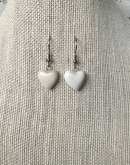 White dangle earrings Heart shape earrings Beach fashion trends Tagua nut jewelry Anniversary gift ideas Mother’s Day gift ideas