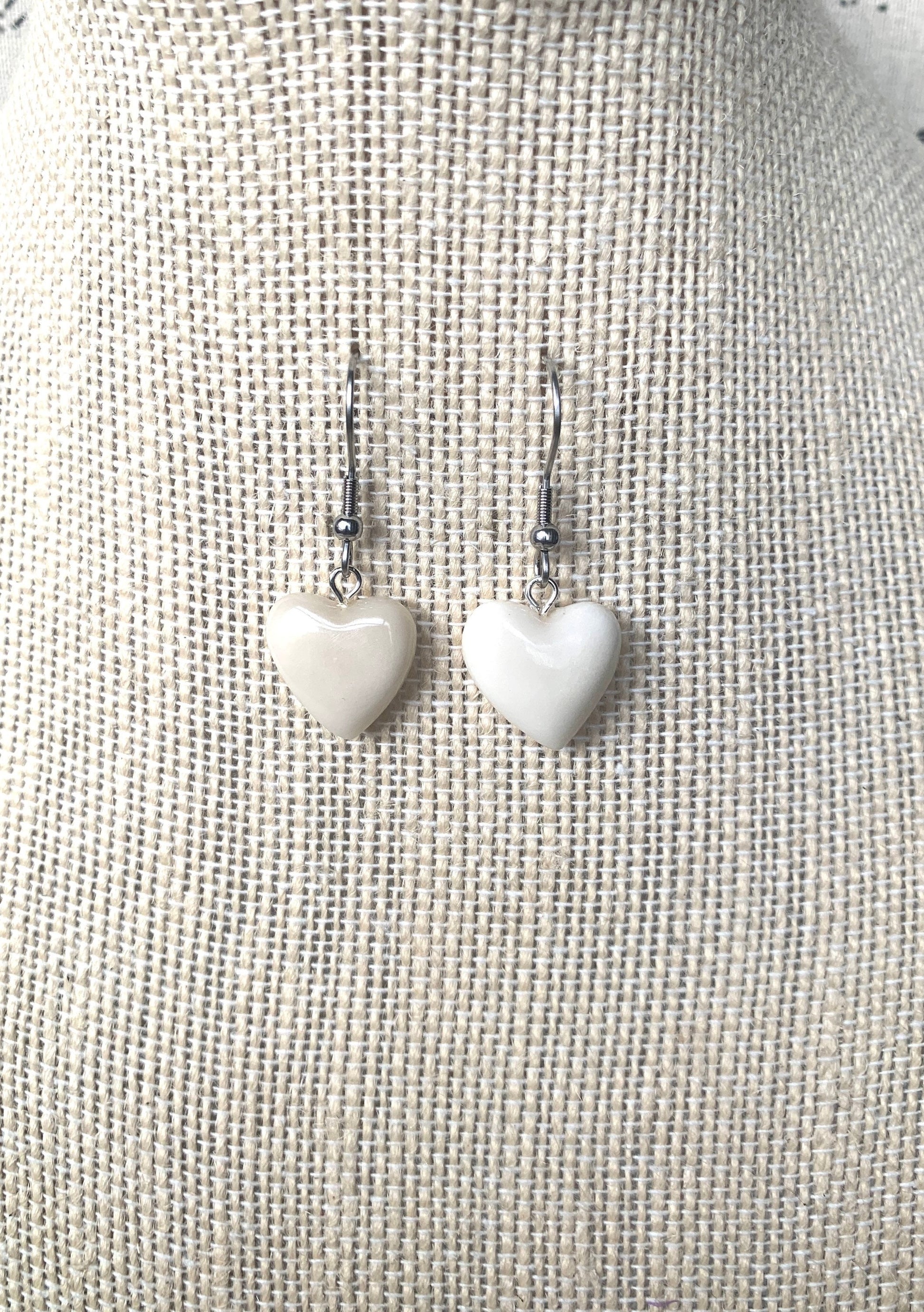 White dangle earrings Heart shape earrings Beach fashion trends Tagua nut jewelry Anniversary gift ideas Mother’s Day gift ideas