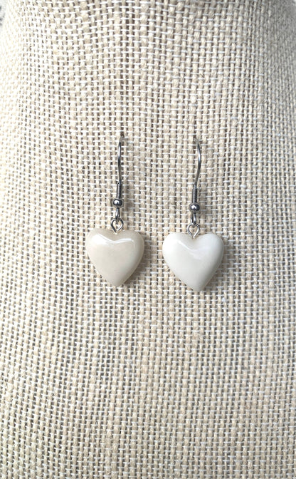 White dangle earrings Heart shape earrings Beach fashion trends Tagua nut jewelry Anniversary gift ideas Mother’s Day gift ideas