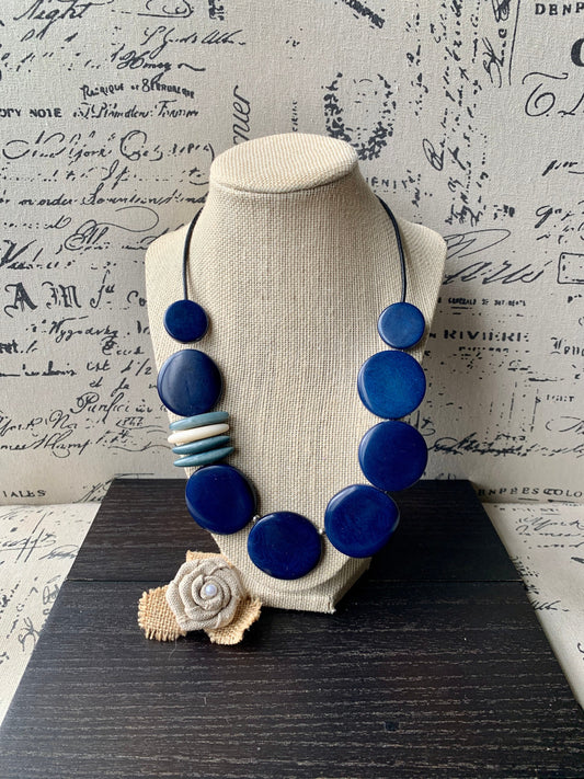 Blue statement necklace.
Tagua necklace.
Handmade beaded necklace.
Fancy necklace.
Fashion jewelry.
Custom necklace.