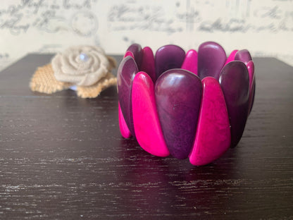 Purple and magenta tagua bracelet Statement teardrop bracelet Art to wear Beaded stretch bangle Elastic cuff bracelet Fall fashion style