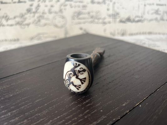 Iguana smoking pipe Handcrafted smoking pipe Handmade tagua and wood One of a kind tribal hand pipe Ceremonial ritual Reptile pocket pipe