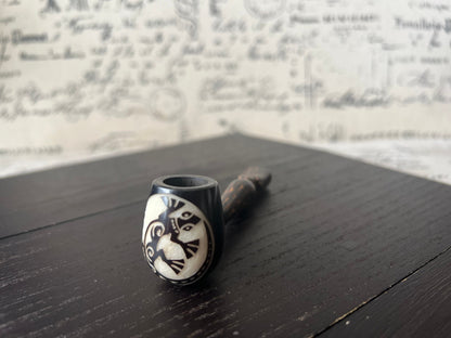 Iguana smoking pipe Handcrafted smoking pipe Handmade tagua and wood One of a kind tribal hand pipe Ceremonial ritual Reptile pocket pipe