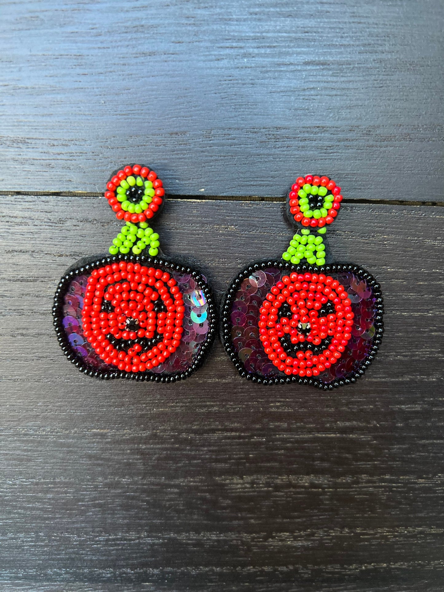 Halloween jewelry for women Pumpkin dangle earrings Seed bead drop earrings Fall fashion trend Orange statement earrings Autumn party gifts