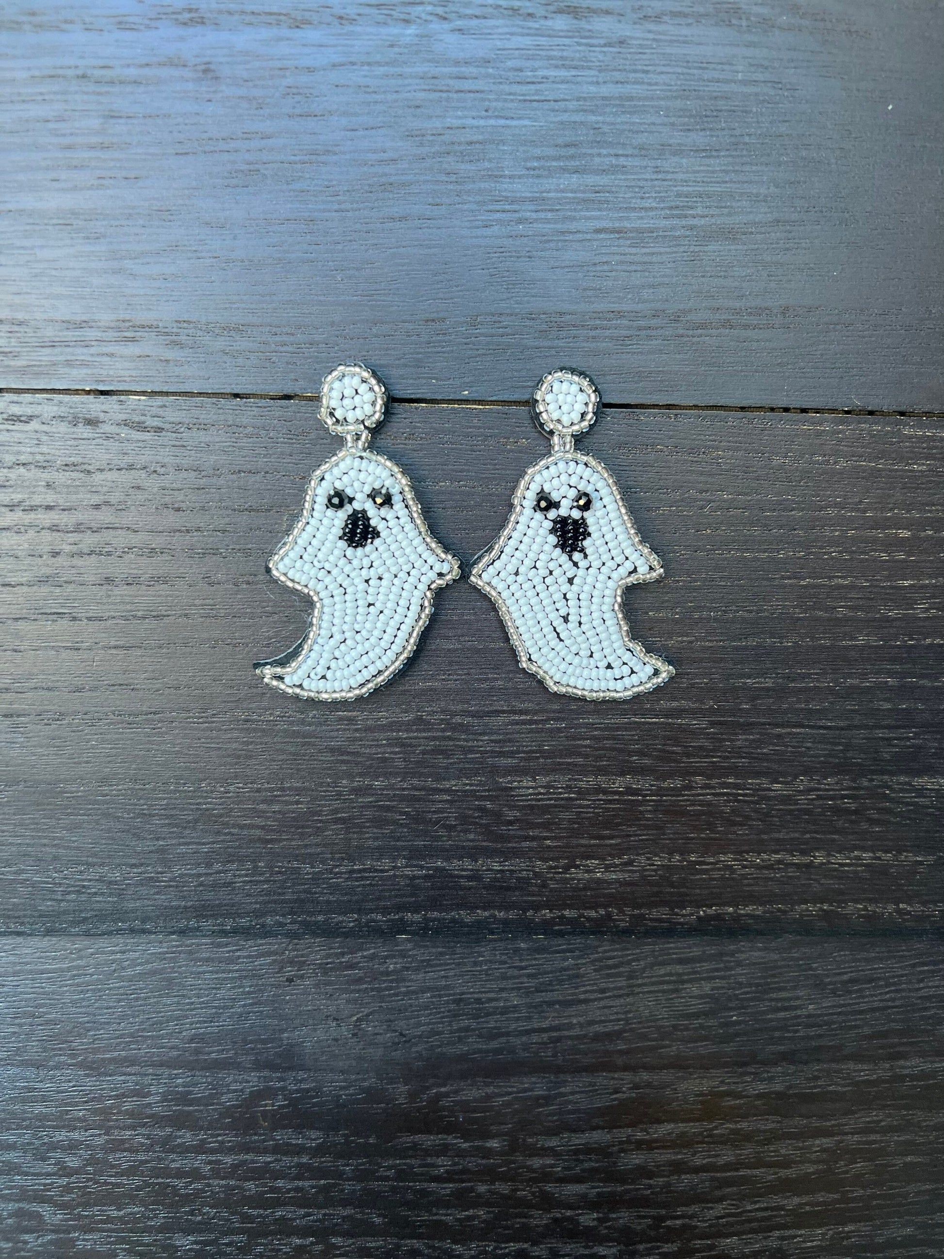 Halloween earrings jewelry Ghost spooky season jewelry Halloween themed beaded jewelry Seed bead drop earrings Fall fashion trend For party