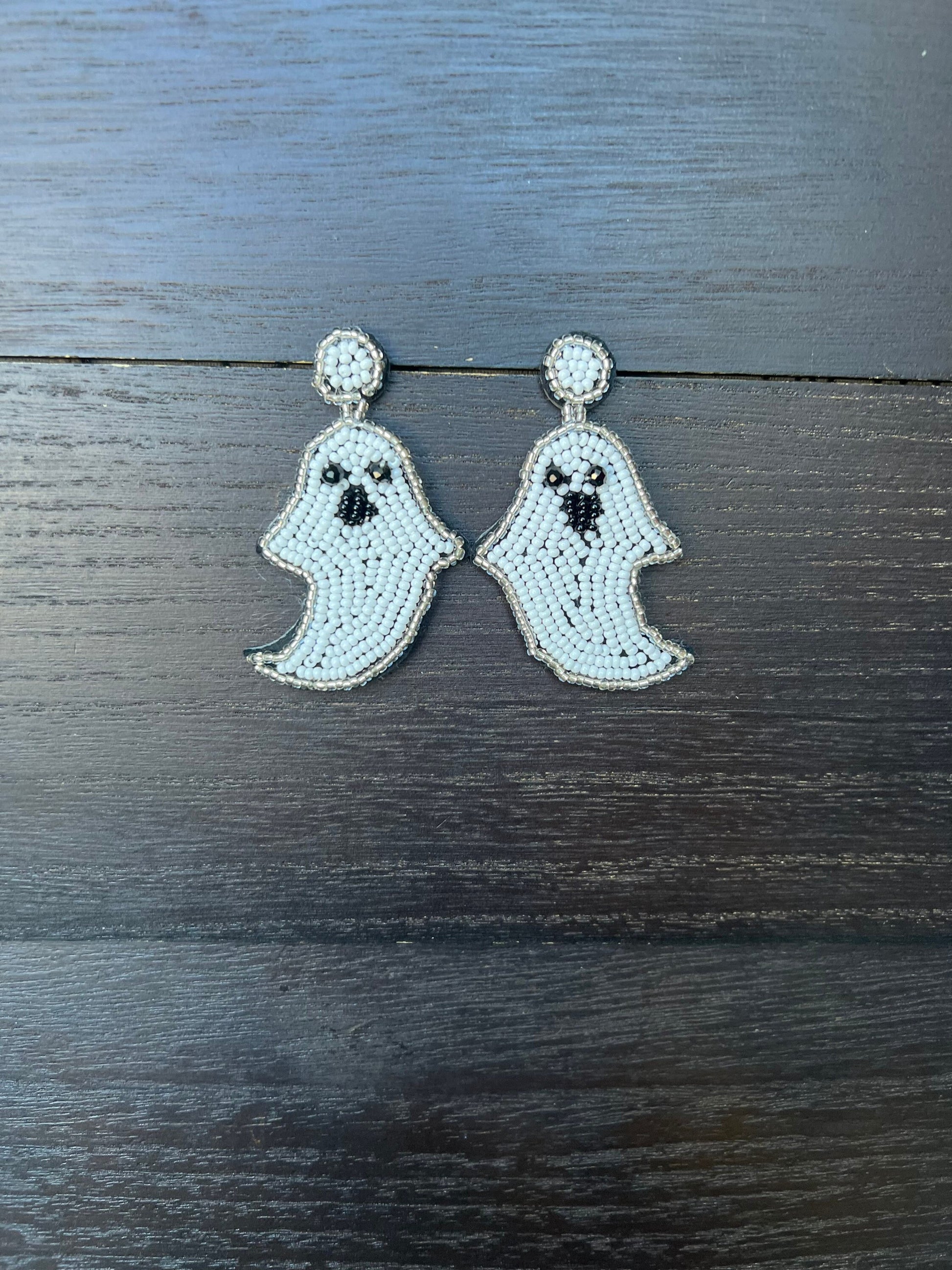 Halloween earrings jewelry Ghost spooky season jewelry Halloween themed beaded jewelry Seed bead drop earrings Fall fashion trend For party