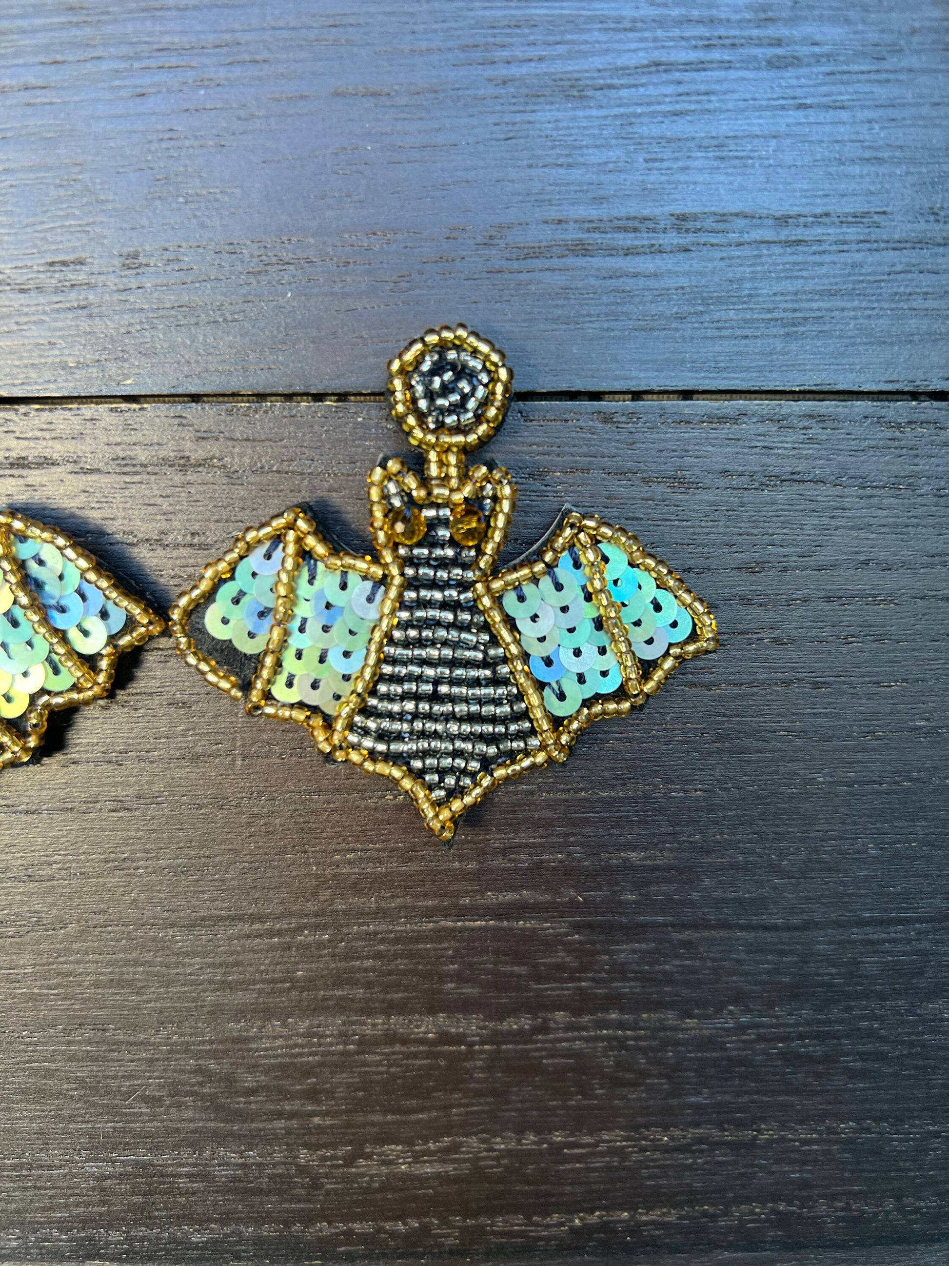 Halloween earrings Bat jewelry Halloween themed beaded jewelry Seed bead drop earrings Fall fashion trend For party costumes Handmade