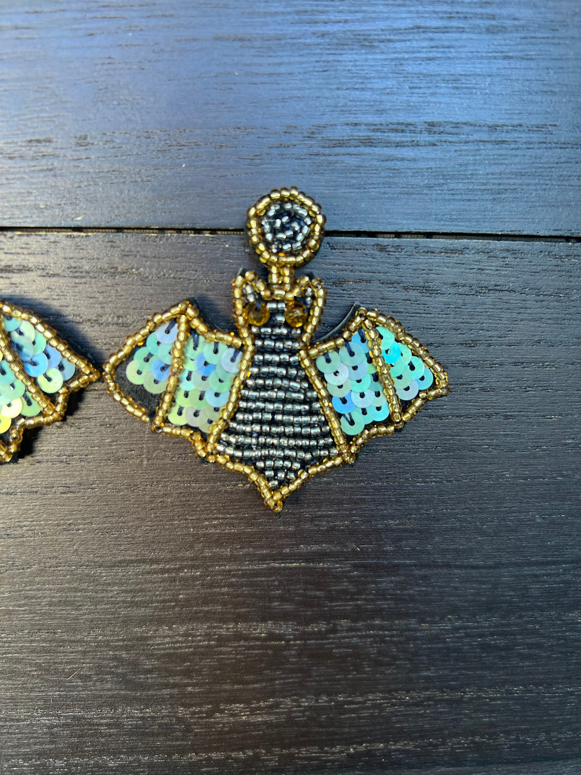 Halloween earrings Bat jewelry Halloween themed beaded jewelry Seed bead drop earrings Fall fashion trend For party costumes Handmade