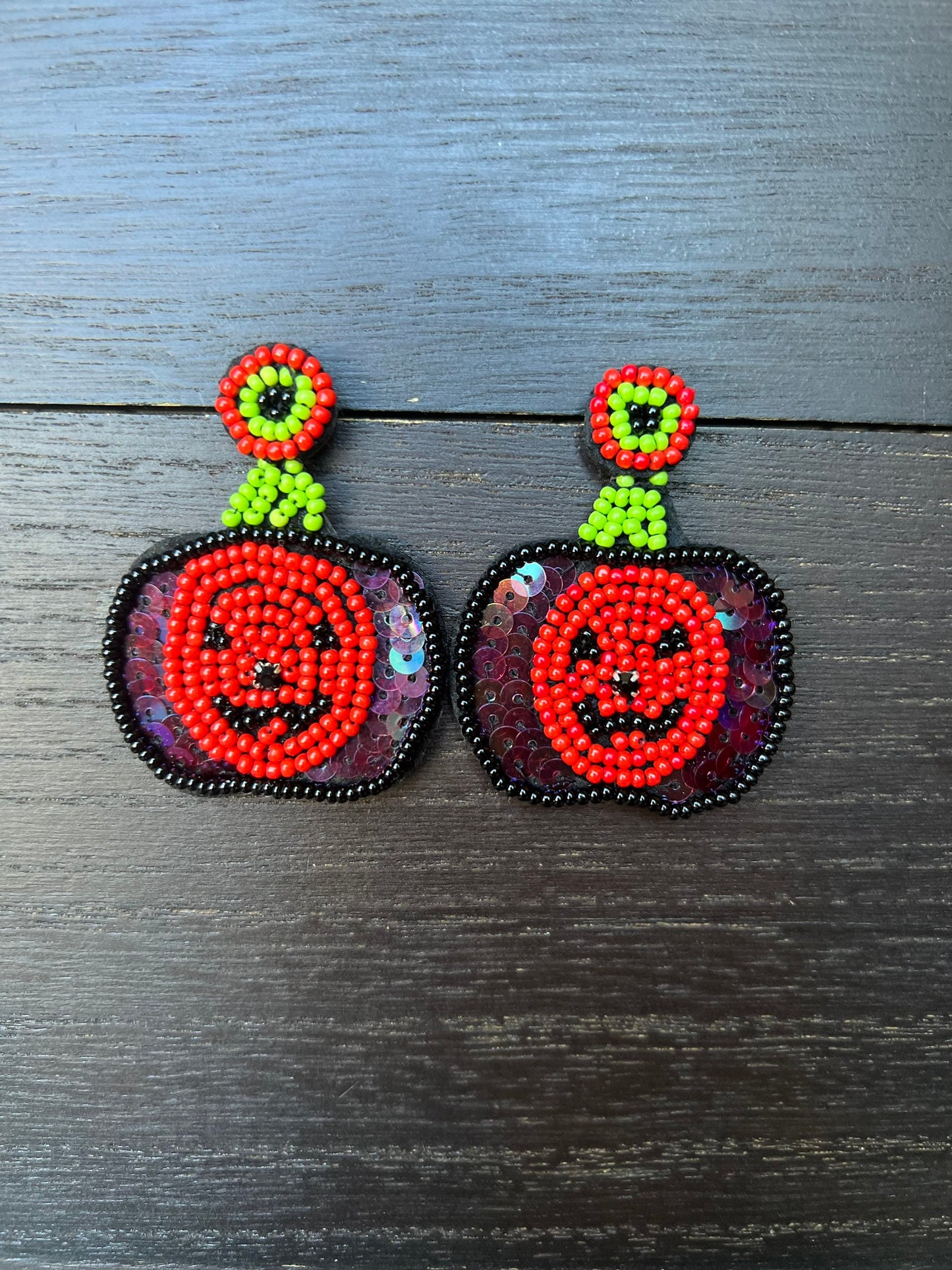 Halloween jewelry for women Pumpkin dangle earrings Seed bead drop earrings Fall fashion trend Orange statement earrings Autumn party gifts