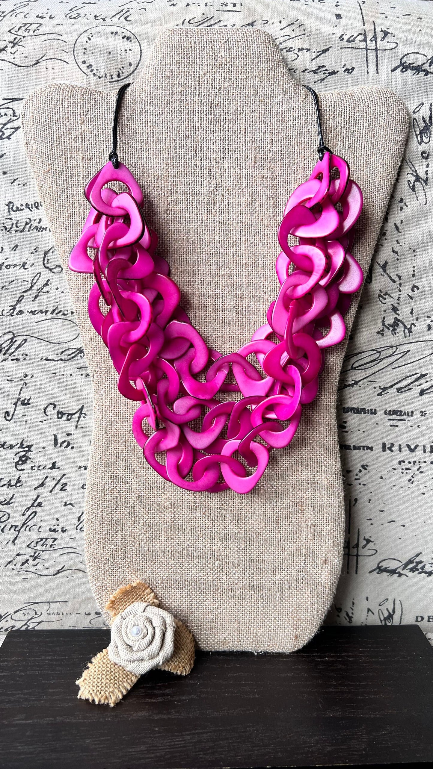 Pink statement necklace Chain link necklace chunky Tagua jewelry Funky chunky necklaces Fall fashion 2025 Wearable art Multi layer necklace