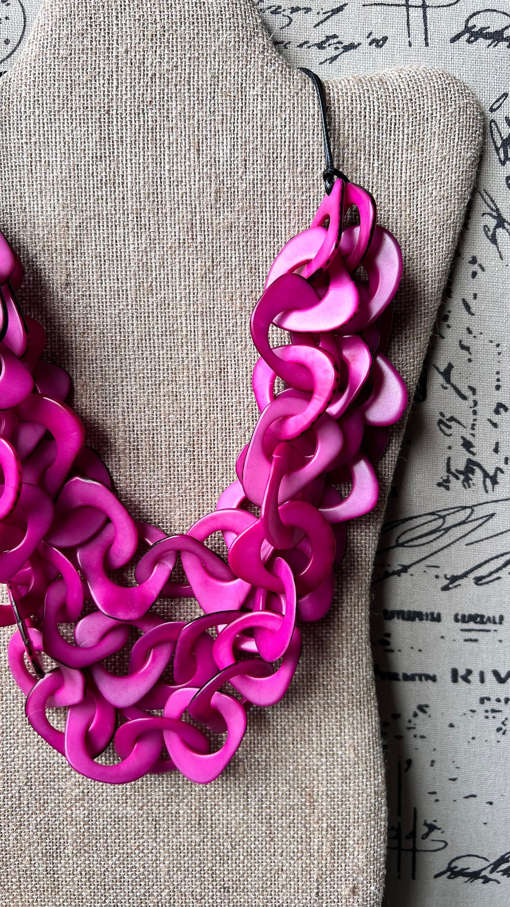 Pink statement necklace Chain link necklace chunky Tagua jewelry Funky chunky necklaces Fall fashion 2025 Wearable art Multi layer necklace
