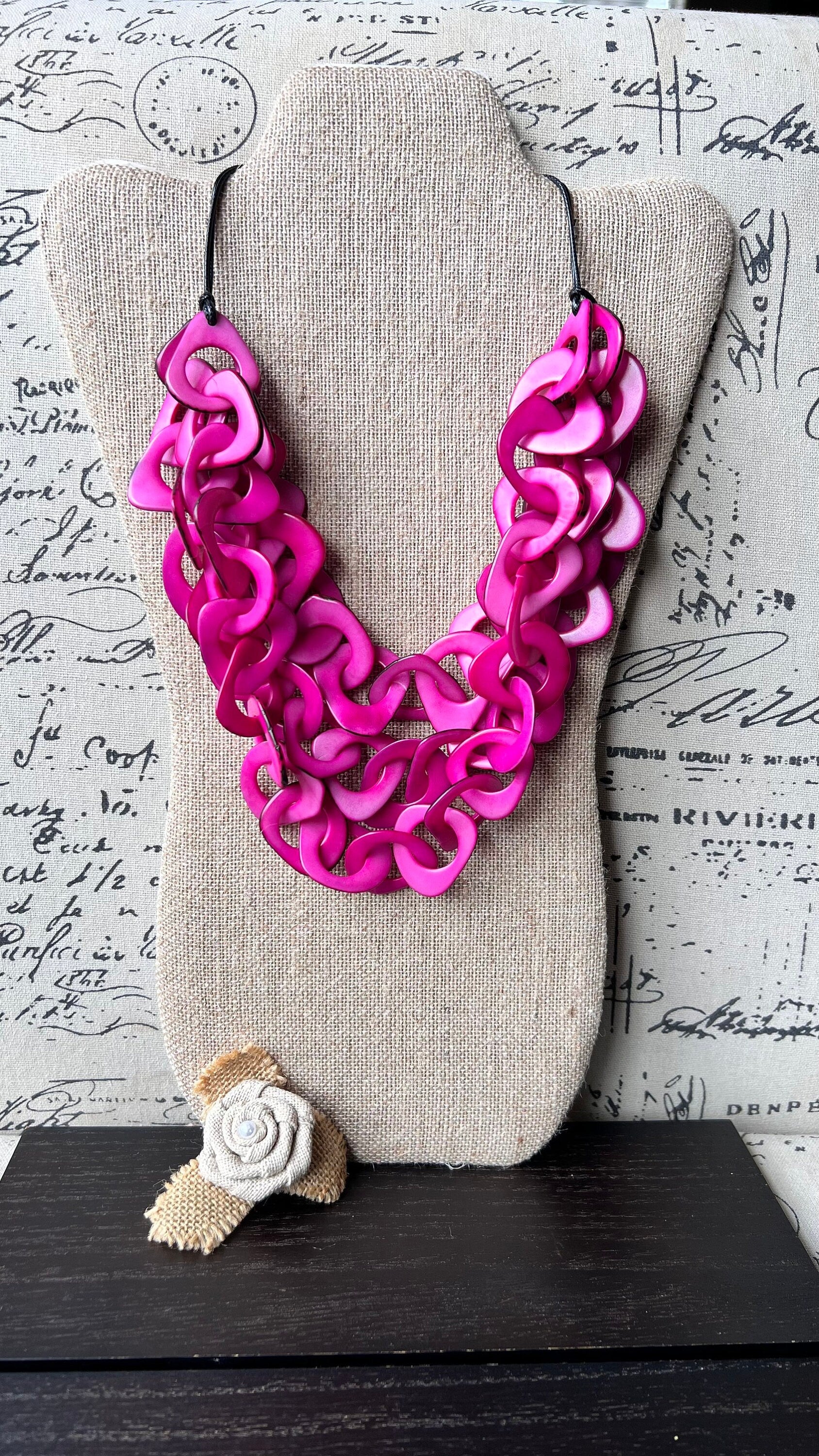 Pink statement necklace Chain link necklace chunky Tagua jewelry Funky chunky necklaces Fall fashion 2025 Wearable art Multi layer necklace