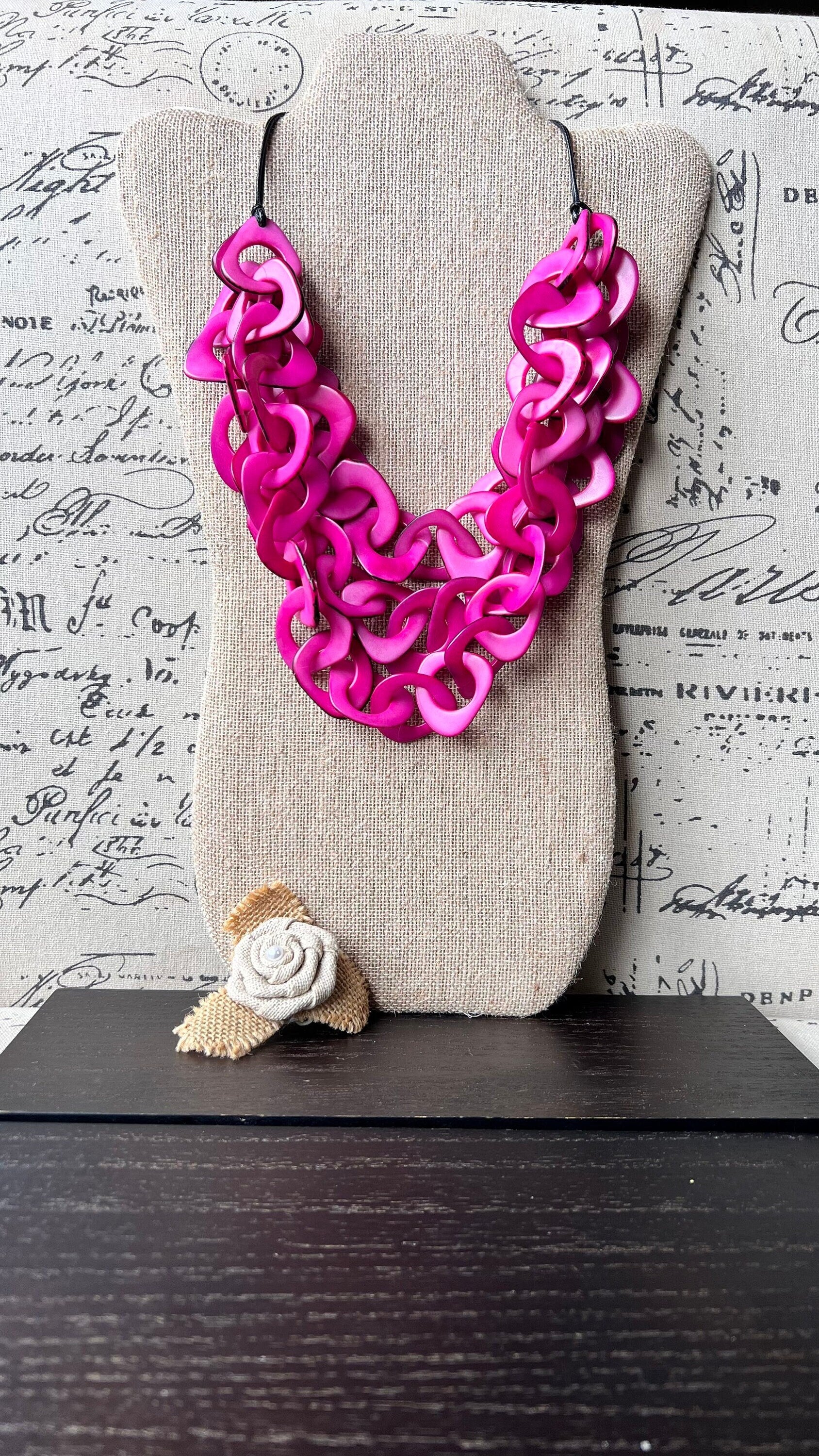 Pink statement necklace Chain link necklace chunky Tagua jewelry Funky chunky necklaces Fall fashion 2025 Wearable art Multi layer necklace