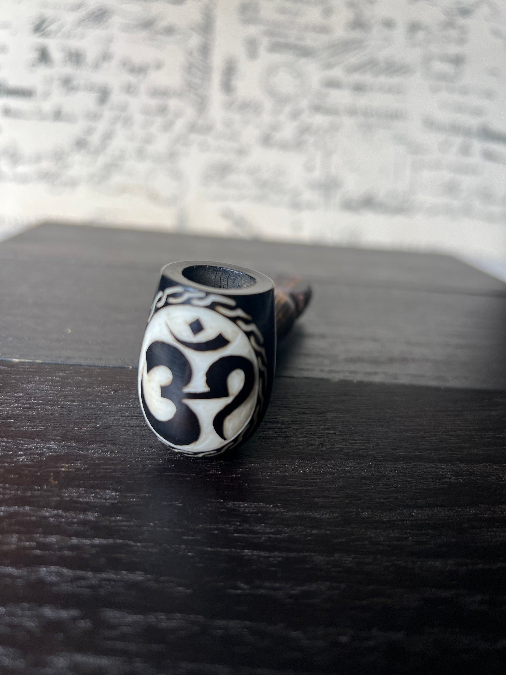 Om sign smoking pipe Handcrafted smoking bowl Tagua nut Unique tribal hand pipe Shamanic healing tools Hippie style pipe Fall fashion 2025s