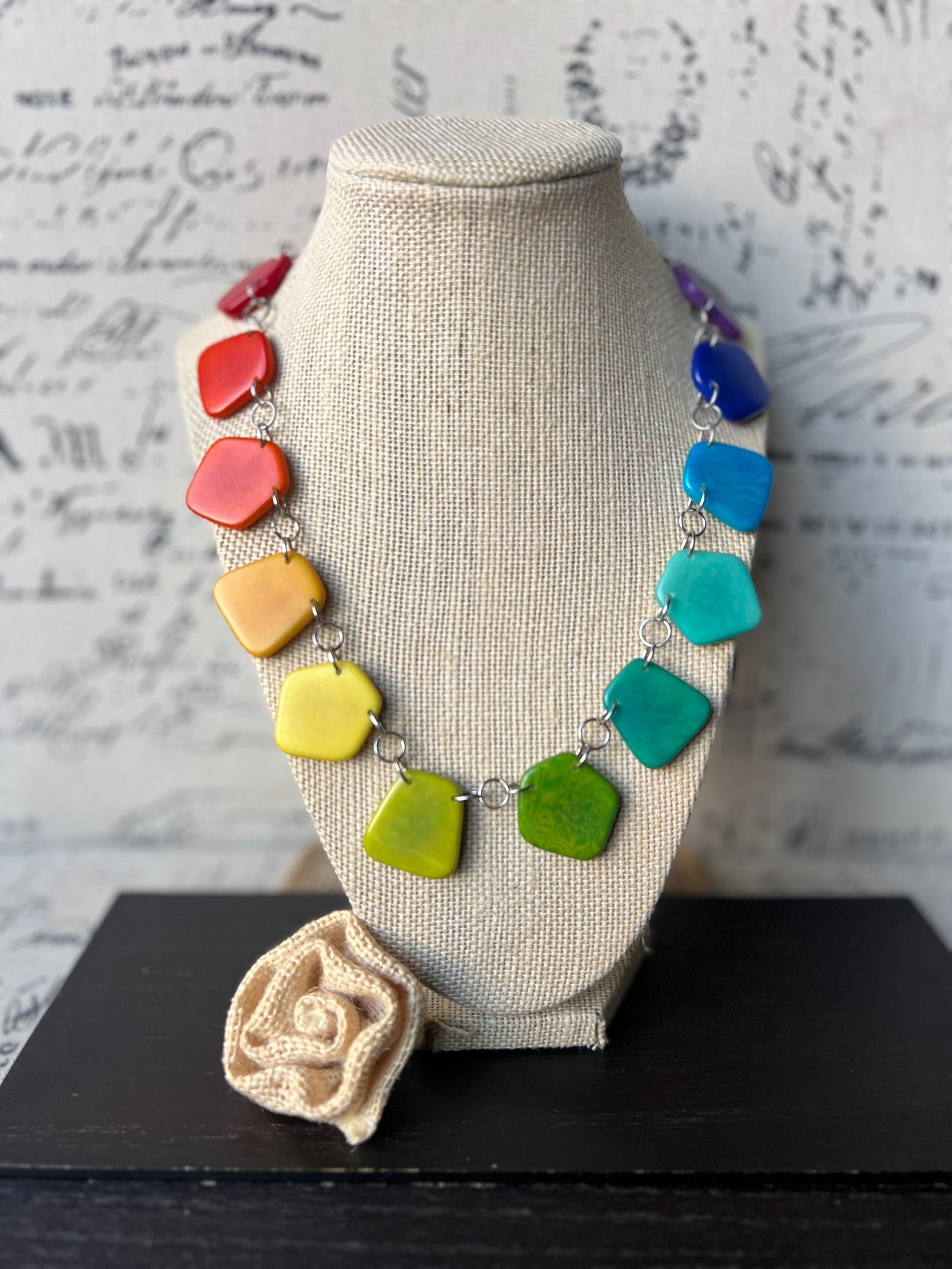 Rainbow necklace.
statement necklace.
Tagua necklace.
Lightweight chocker.
Gifts for women