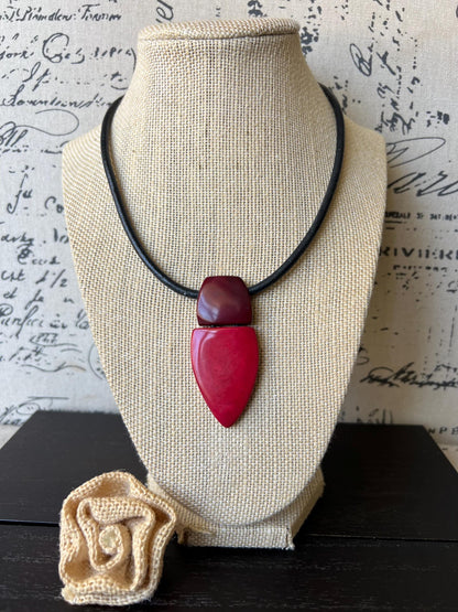 Red and burgundy pendant necklace Tagua jewelry Fall fashion 2025 Fall fashion 2025s Beaded pendant necklace Geometric pendant Elegant