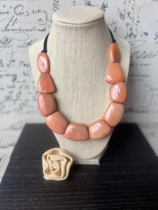 Peach color statement necklace.
Tagua jewelry.
Handmade beaded necklace.