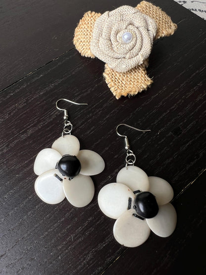 Black and white flower beaded earrings Tagua earrings Handmade statement earrings Dangle earrings Wearable art Fall fashion Elegant earrings