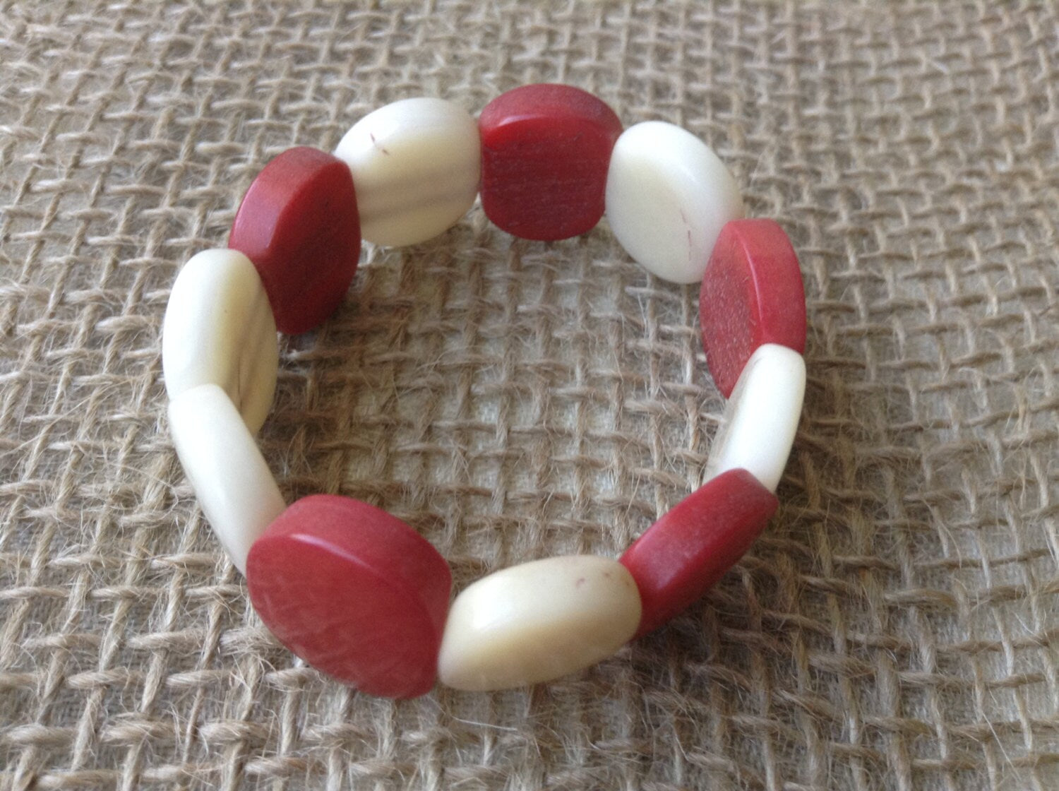 Little girls bracelet Toddler girl jewelry 1st Birthday outfit Gift for daughter niece Gifts under 10 Eco friendly Flower girl jewelry