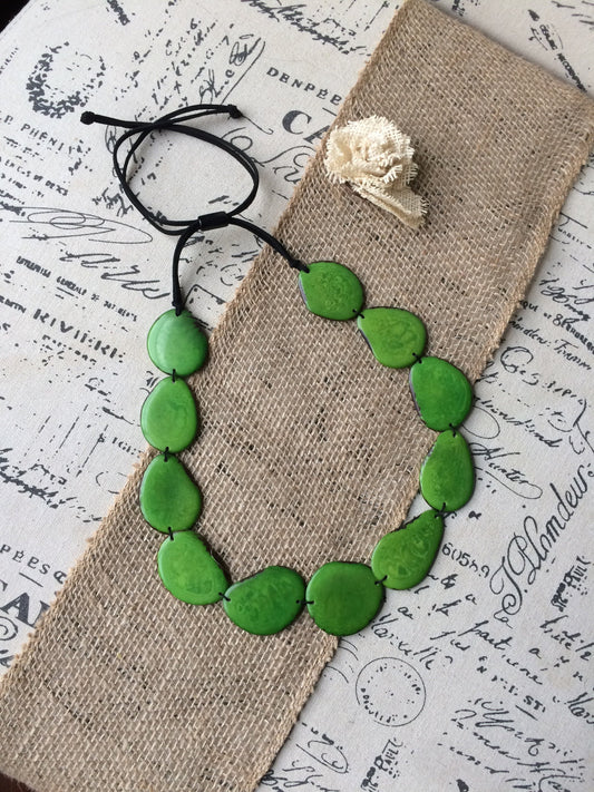 Green Emerald necklace Tagua nut jewelry Long bib collar with adjustable leather straps Single layer beaded necklace Spring fashion trends