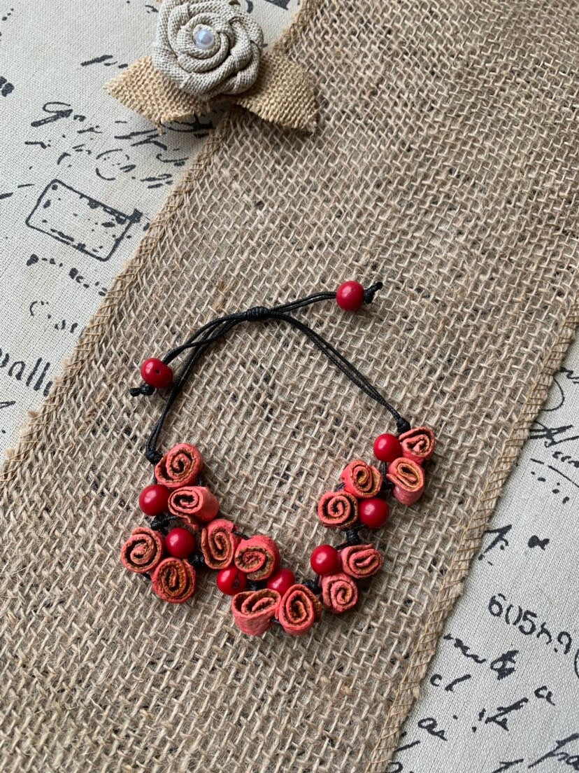 Rose Bracelet Gifts Flower adjustable bracelet Fall fashion For Anniversary Floral Jewelry Salmon made of orange peel and acai seeds
