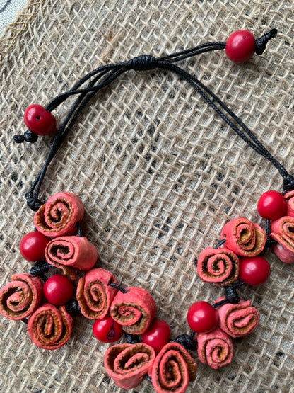 Rose Bracelet Gifts Flower adjustable bracelet Fall fashion For Anniversary Floral Jewelry Salmon made of orange peel and acai seeds