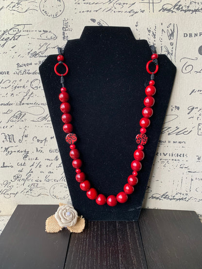 Red statement necklace with bubblegum beads Tagua necklace Mother's day gifts for wife Big bold chunky necklace Cruise fashion trends