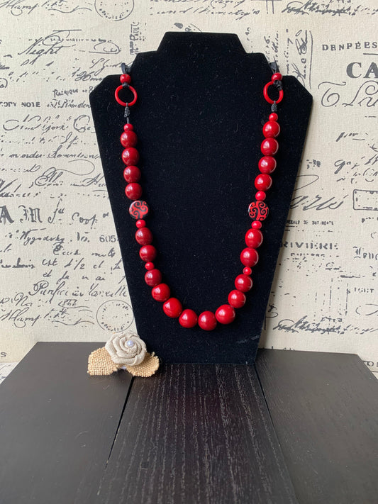 Red statement necklace with bubblegum beads Tagua necklace Mother's day gifts for wife Big bold chunky necklace Cruise fashion trends