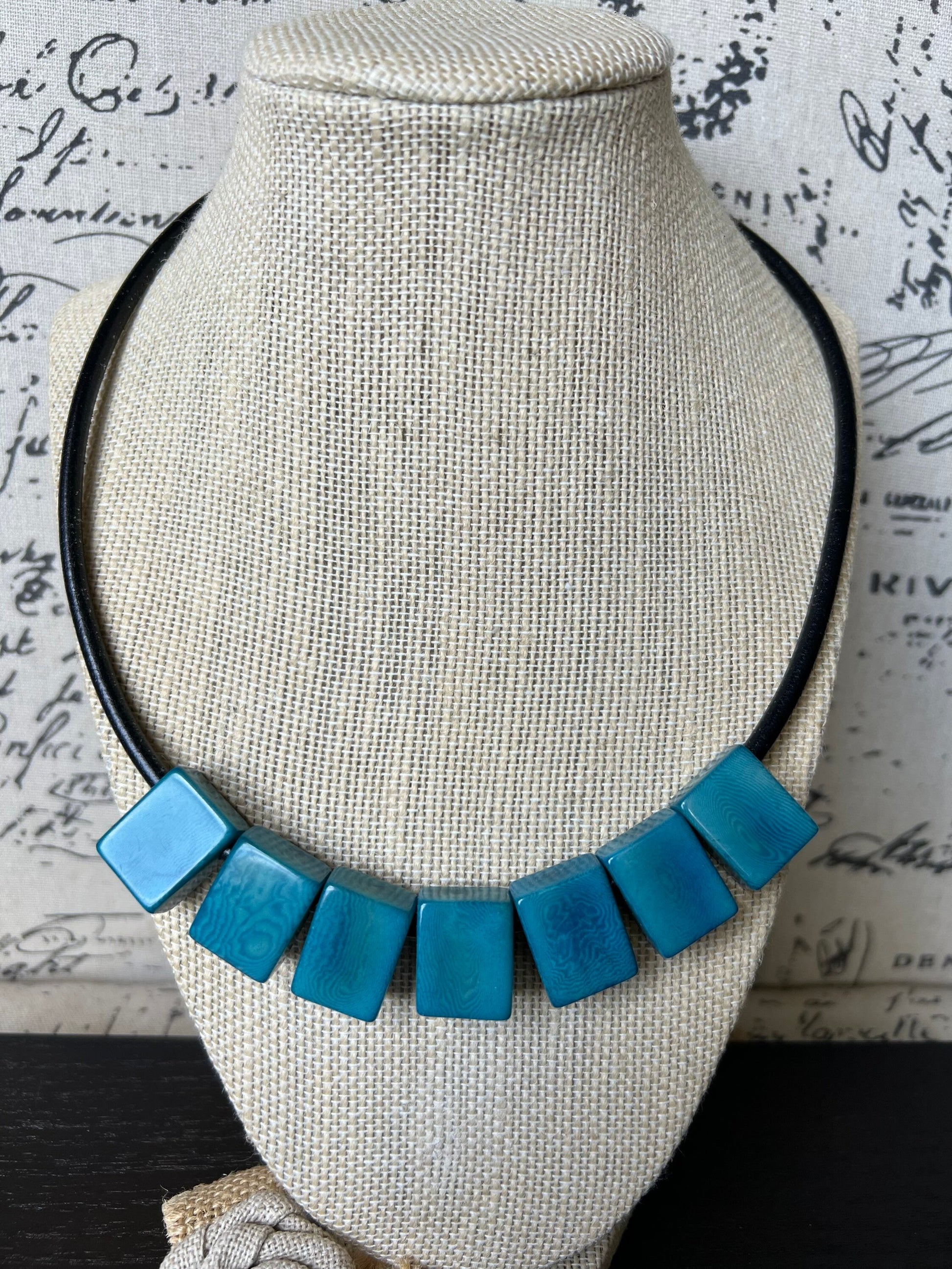 Turquoise necklace Tagua Statement choker Round faux leather cord with magnetic clasp Mothers day gifts For beach wedding Bridesmaids