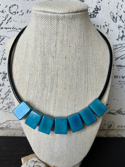 Turquoise necklace Tagua Statement choker Round faux leather cord with magnetic clasp Mothers day gifts For beach wedding Bridesmaids