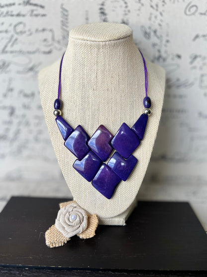 Purple necklace Tagua jewelry Anniversary gifts for wife Beach style trends Lightweight fashion necklace Fall fashion trends Xmas gift ideas