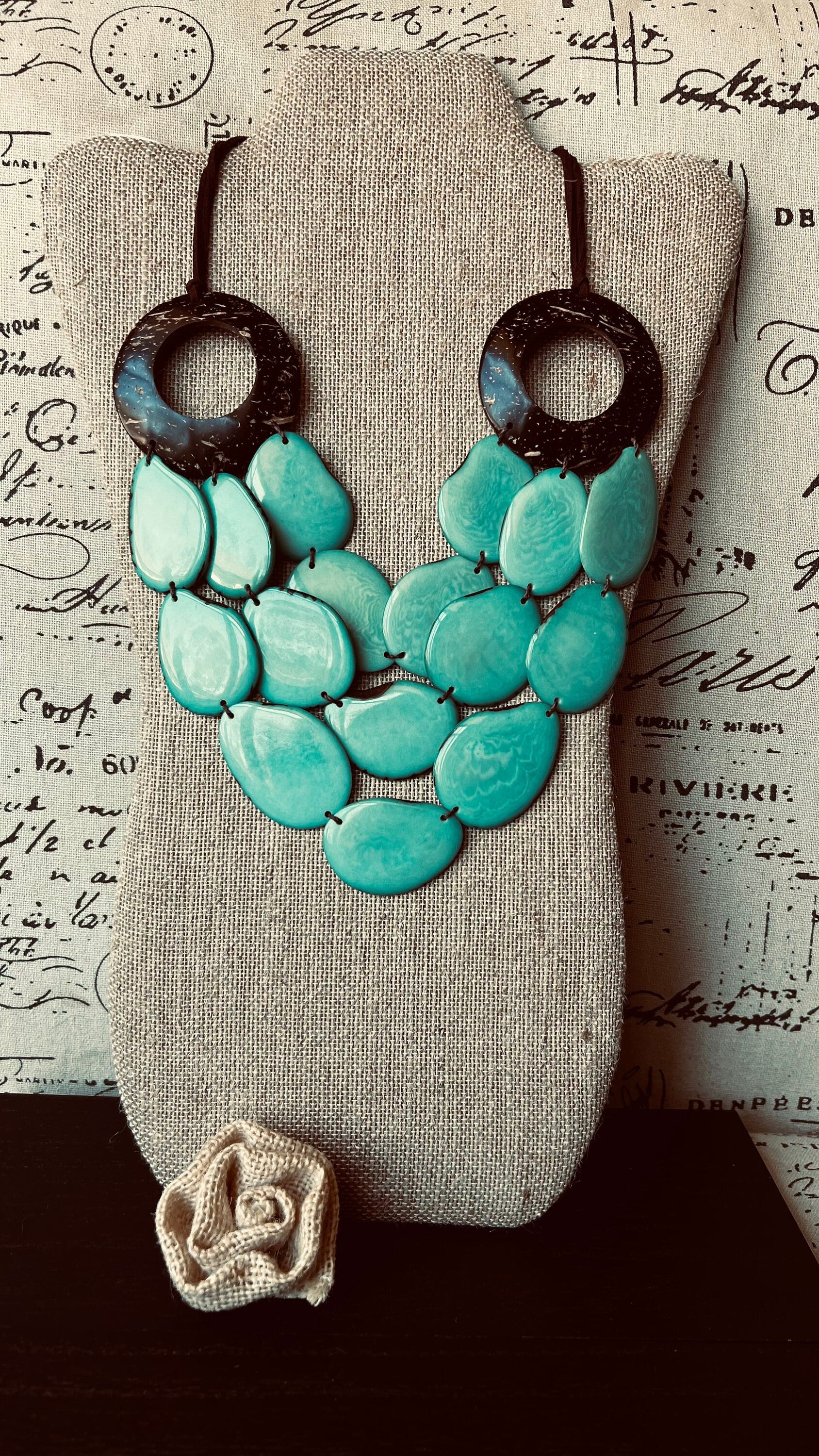 Turquoise green Tagua necklace with coconut shell accents Statement necklace Layered beaded bib with leather strap Big bold chunky necklace