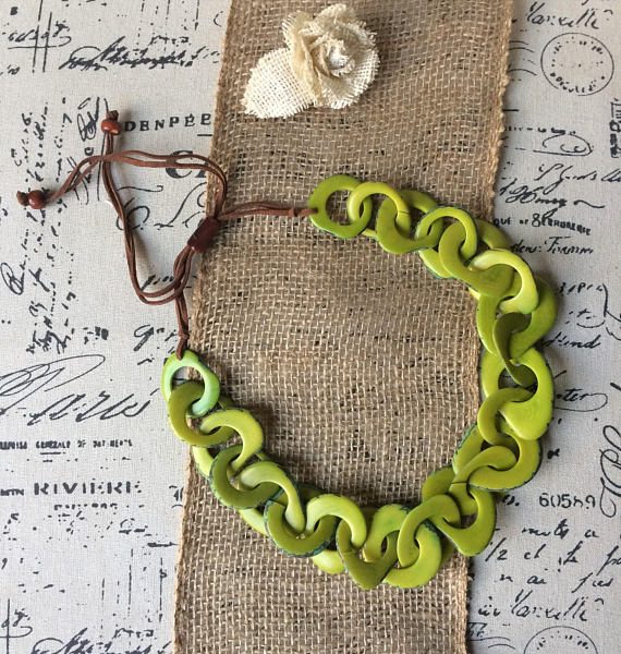 OVERSIZED GREEN TAGUA NECKLACE